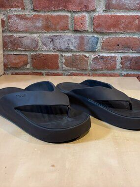 Crocs Women's Getaway Platform Flip Flops, Wedge Sandals